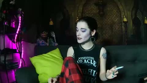 Seraphin Munster online show from 10.25.25