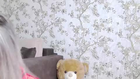 Snapshot of serayarose_ chatting on 10.12.25 serayarose_ online show from 10.12.25