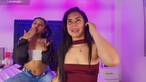 Serena and zoe online show from 04.21.26