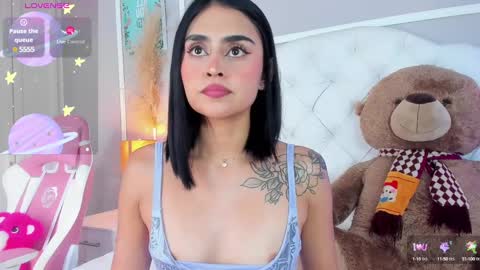 Snapshot of serena_jeyns chatting on 12.28.24 SERE online show from 12.28.24