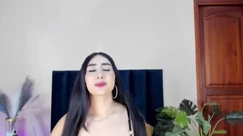 serenaaveline online show from 11.11.25