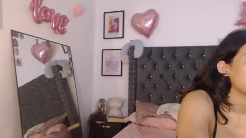 Snapshot of serenaroussee chatting on 03.09.25 sararoussee online show from 03.09.25