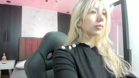 Serene online show from 09.19.25