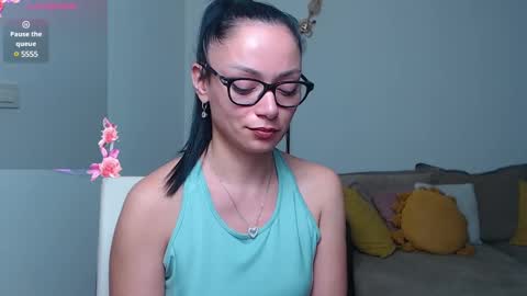 Snapshot of serenesophi chatting on 02.06.25 SereneSophi online show from 02.06.25