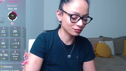 Snapshot of serenesophi chatting on 02.17.25 SereneSophi online show from 02.17.25