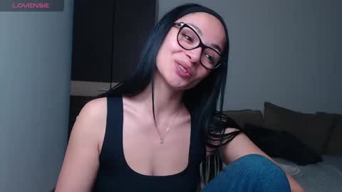 SereneSophi online show from 04.23.26