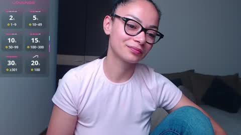 Snapshot of serenesophi chatting on 06.19.26 SereneSophi online show from 06.19.26
