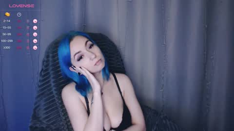 Alexia   online show from 01.14.25