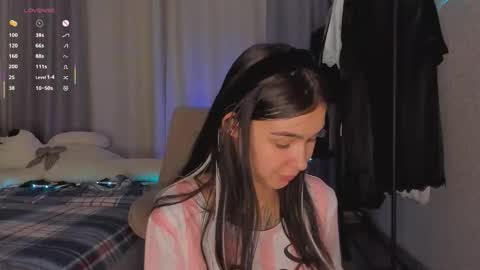 Ariana online show from 11.22.25