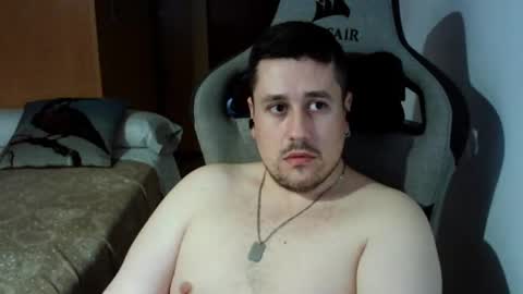 Snapshot of sergio95n chatting on 03.11.25 Pollos online show from 03.11.25