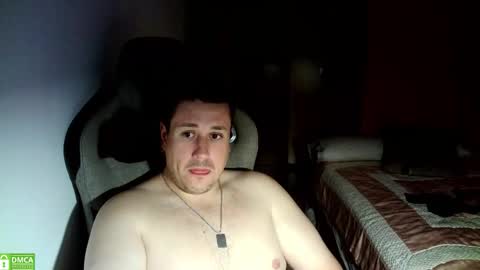 Snapshot of sergio95n chatting on 10.05.25 Pollos online show from 10.05.25