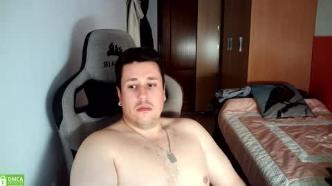 Snapshot of sergio95n chatting on 10.23.25 Pollos online show from 10.23.25