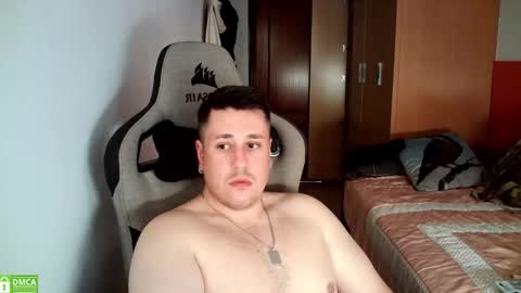 Snapshot of sergio95n chatting on 10.28.25 Pollos online show from 10.28.25