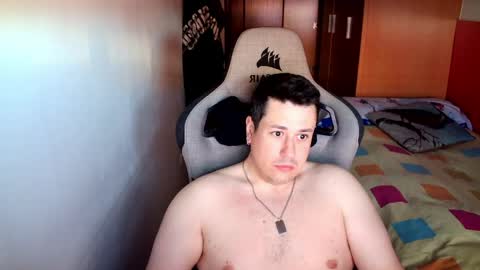 Pollos online show from 04.05.26