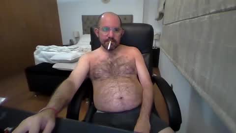 Snapshot of sergioruzafa80 chatting on 01.18.25 Sergio Russafa online show from 01.18.25