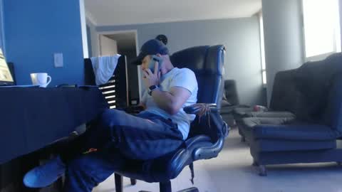 hetero serio discreto online show from 02.27.25