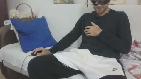 Snapshot of sero98313230 chatting on 10.14.25 sero98313230 online show from 10.14.25