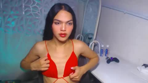 Bella online show from 11.08.25