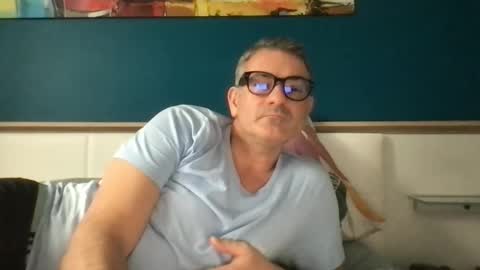 Snapshot of sesamechris92 chatting on 12.14.25 sesamechris92 online show from 12.14.25