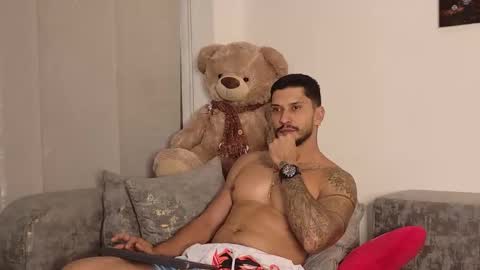 Snapshot of seth_vega_ chatting on 05.28.26 HEY IM SETH online show from 05.28.26