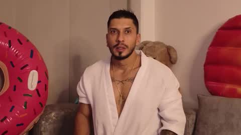 Snapshot of seth_vega_ chatting on 06.11.26 HEY IM SETH online show from 06.11.26
