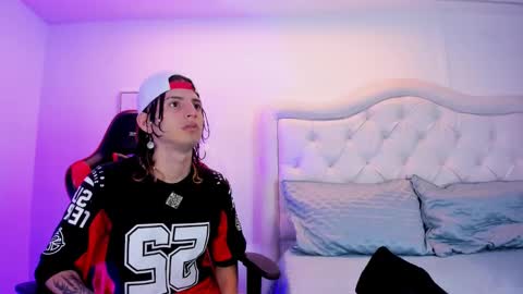 sett_and_gwen online show from 12.19.24