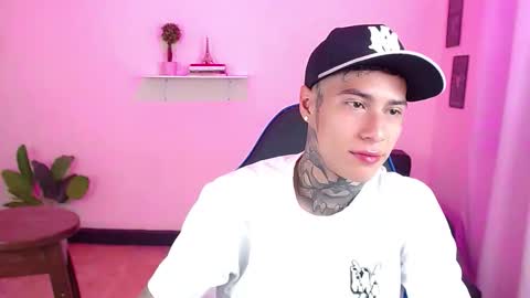 Snapshot of setthomas chatting on 10.09.25 Thomas online show from 10.09.25