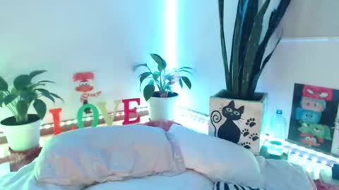 Snapshot of seuctive_woman57 chatting on 09.30.25 samy online show from 09.30.25