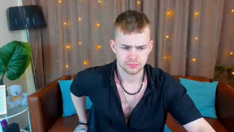 Snapshot of sevans14 chatting on 01.07.25 SevanS14 online show from 01.07.25
