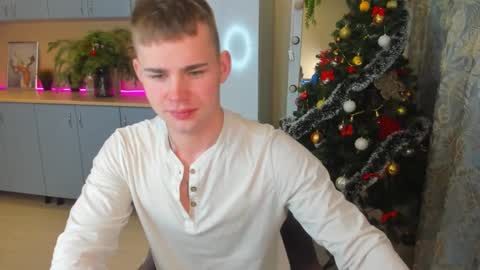 Snapshot of sevans14 chatting on 01.08.25 SevanS14 online show from 01.08.25