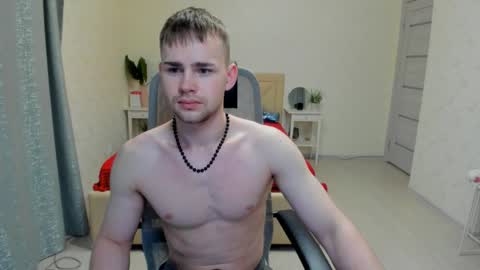 Snapshot of sevans14 chatting on 02.08.25 SevanS14 online show from 02.08.25
