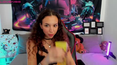 Snapshot of sex_pride chatting on 12.03.24 Leyila Johnnyn online show from 12.03.24