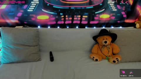 Snapshot of sex_pride chatting on 12.05.24 Leyila Johnnyn online show from 12.05.24