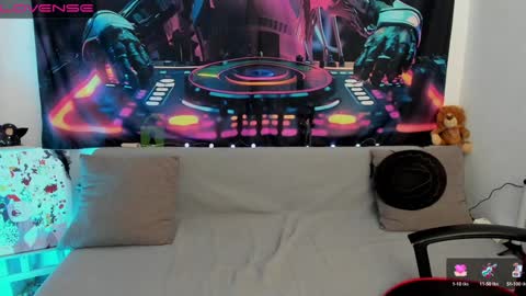 Snapshot of sex_pride chatting on 12.11.24 Leyila Johnnyn online show from 12.11.24