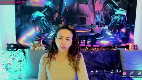 Snapshot of sex_pride chatting on 12.25.24 Leyila Johnnyn online show from 12.25.24