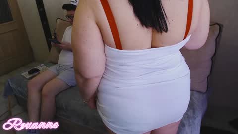 Roxy Kate Mary Alex Arnold online show from 01.23.25