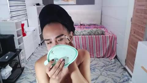 MS Anna online show from 04.22.26