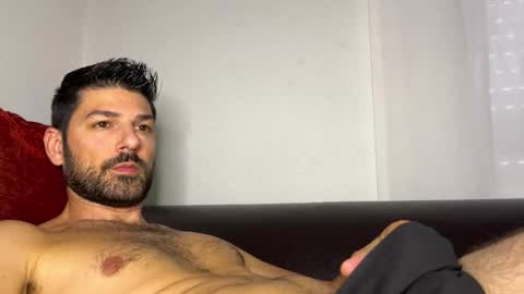 Lucenzo  online show from 10.04.25