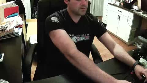 Snapshot of sexfungames chatting on 09.18.25 Kyle online show from 09.18.25