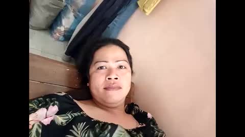 Snapshot of sexgoddesses4u chatting on 11.18.25 Ems online show from 11.18.25