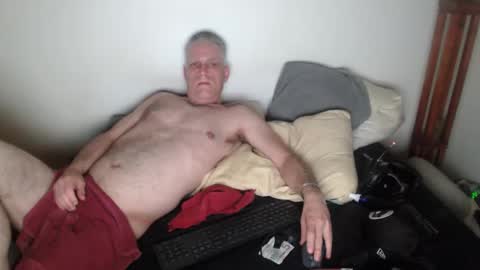 sexisgood0 online show from 05.17.26