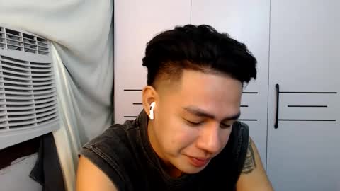 HI I AM JAMESPLEASE LET ME DO SOME HOT SHOWS FOR YOU HERE FOR MY  SCHOOL AND FOR MY FAMILY online show from 11.09.25