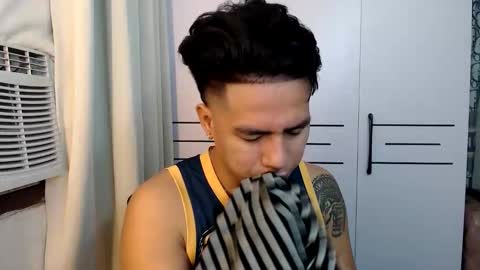 HI I AM JAMESPLEASE LET ME DO SOME HOT SHOWS FOR YOU HERE FOR MY  SCHOOL AND FOR MY FAMILY online show from 11.14.25