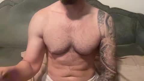 Snapshot of sexologistbull chatting on 05.05.26 SexologistBull online show from 05.05.26