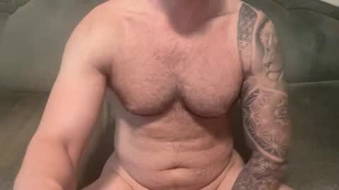Snapshot of sexologistbull chatting on 05.08.26 SexologistBull online show from 05.08.26