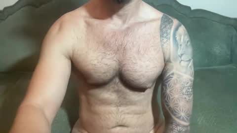 Snapshot of sexologistbull chatting on 05.20.26 SexologistBull online show from 05.20.26