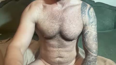 Snapshot of sexologistbull chatting on 05.29.26 SexologistBull online show from 05.29.26