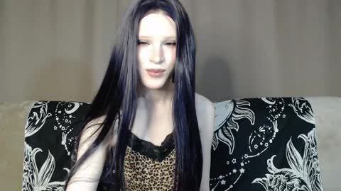 Nextdoor Princess online show from 04.26.26