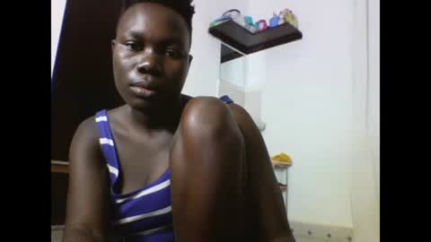 Snapshot of sexqueen02 chatting on 02.03.25 sexqueen02 online show from 02.03.25