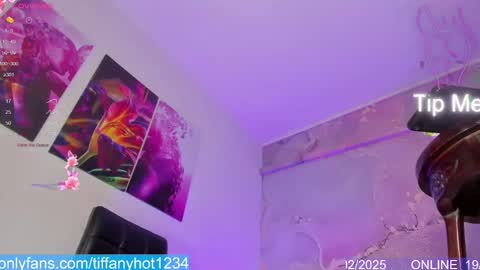 Snapshot of sexwildlatin chatting on 02.19.25 Tifanny Benitez  online show from 02.19.25